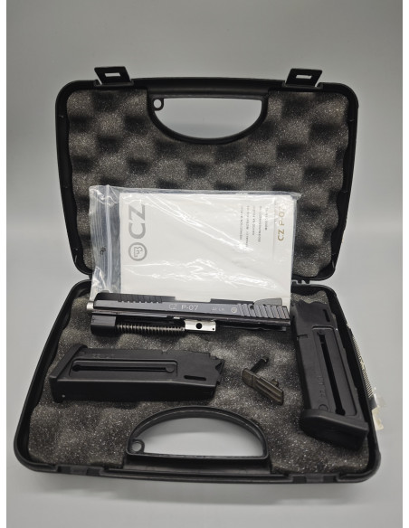 PO7 CZ Fileté Cal. 9mm + Conversion en Cal. 22LR