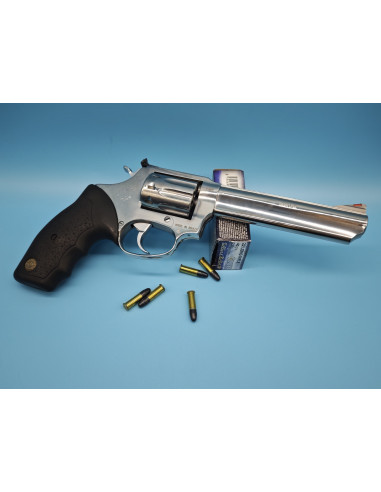Revolver TAURUS 094 Cal. 22 LR INOX ALTO BRILHO